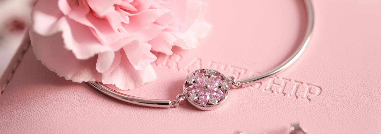 Simple. Chic. You.