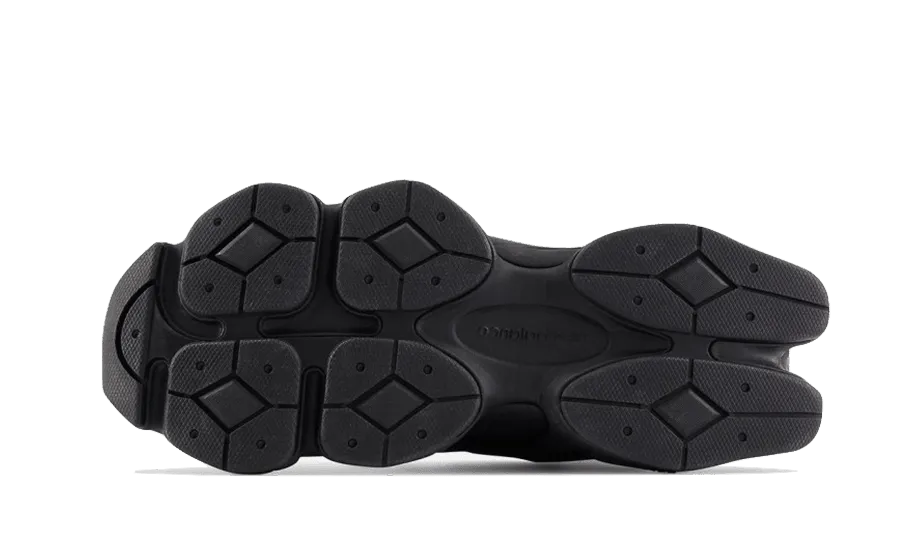 9060 Triple Black