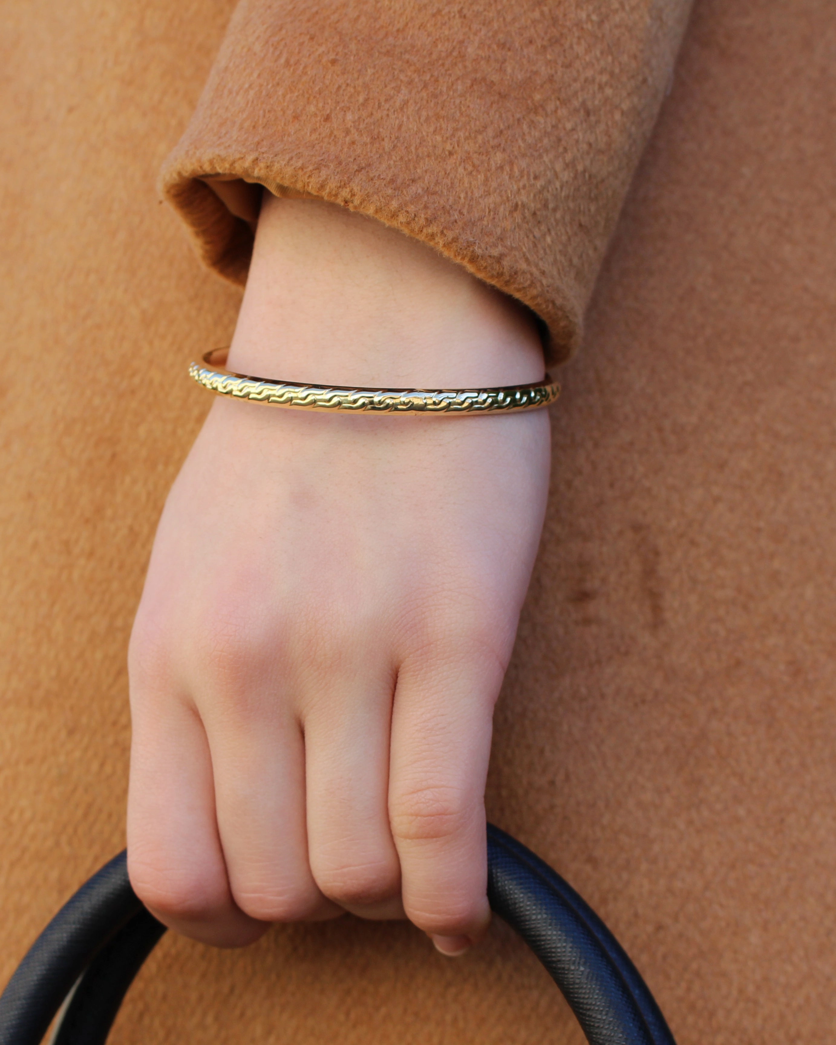 9ct Yellow Gold Silver Filled Diamond Cut Bangle