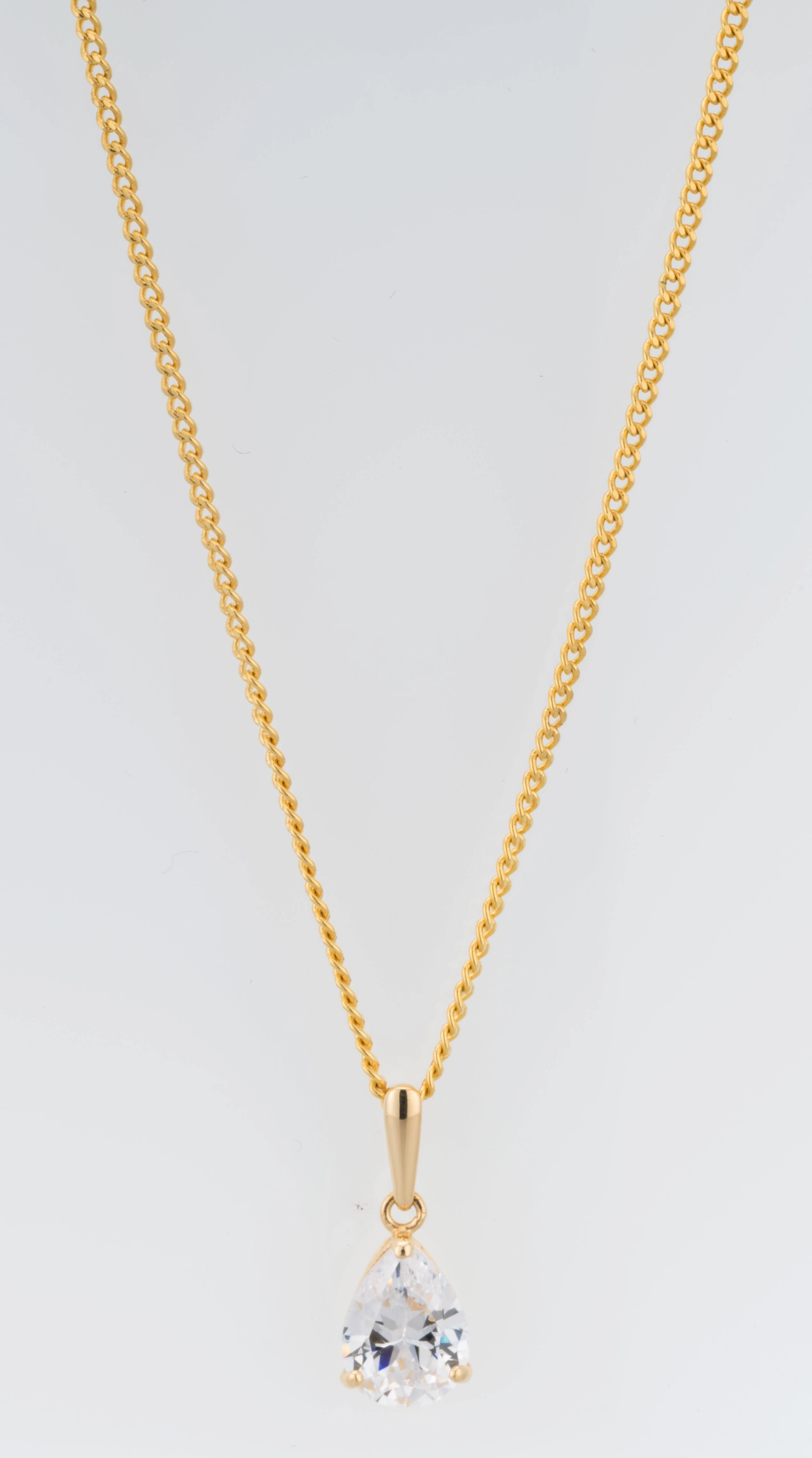 9ct Yellow Gold Teardrop Zirconia Pendant