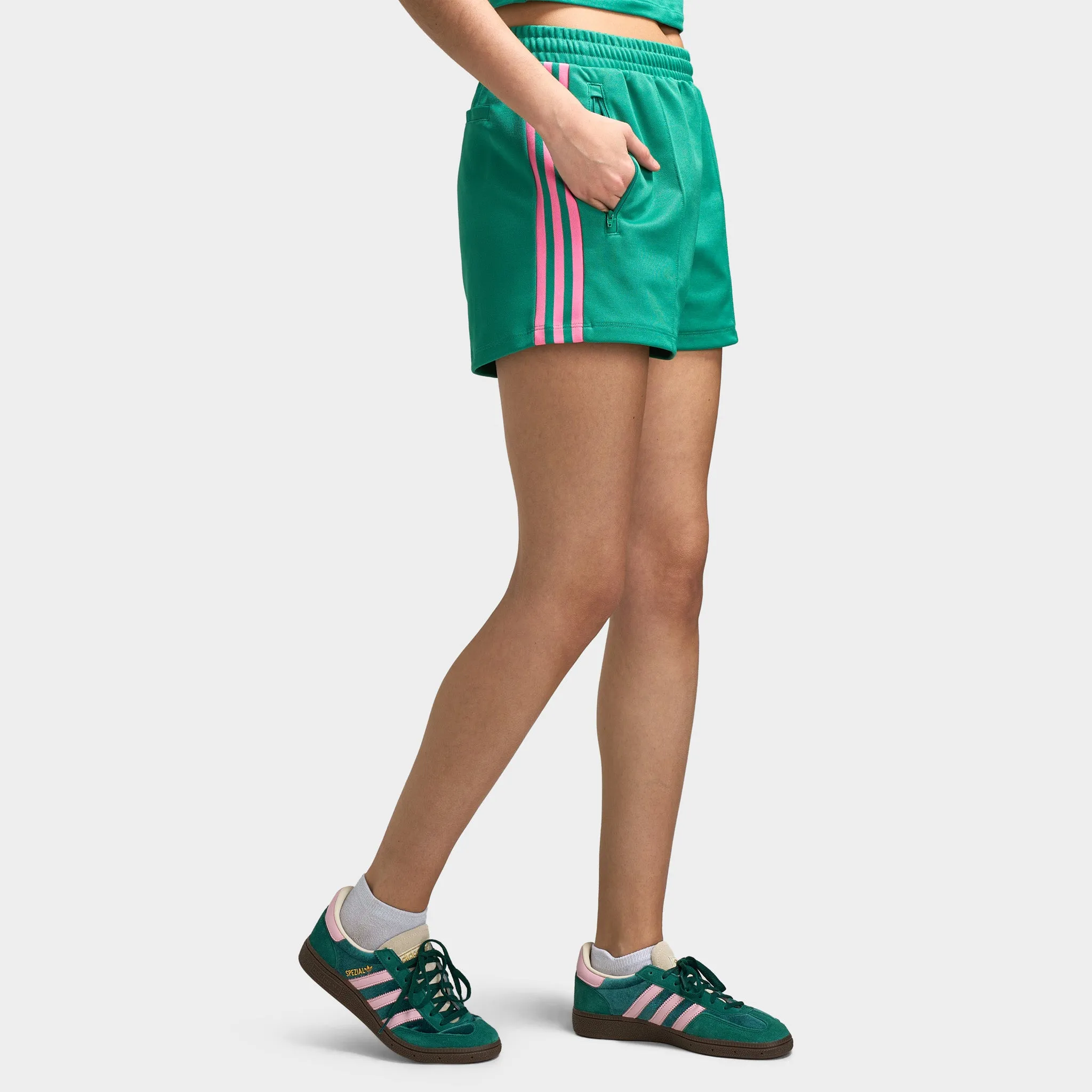 Adidas Adidas Women's Classic Shorts Semi Court Green / Bliss Pink