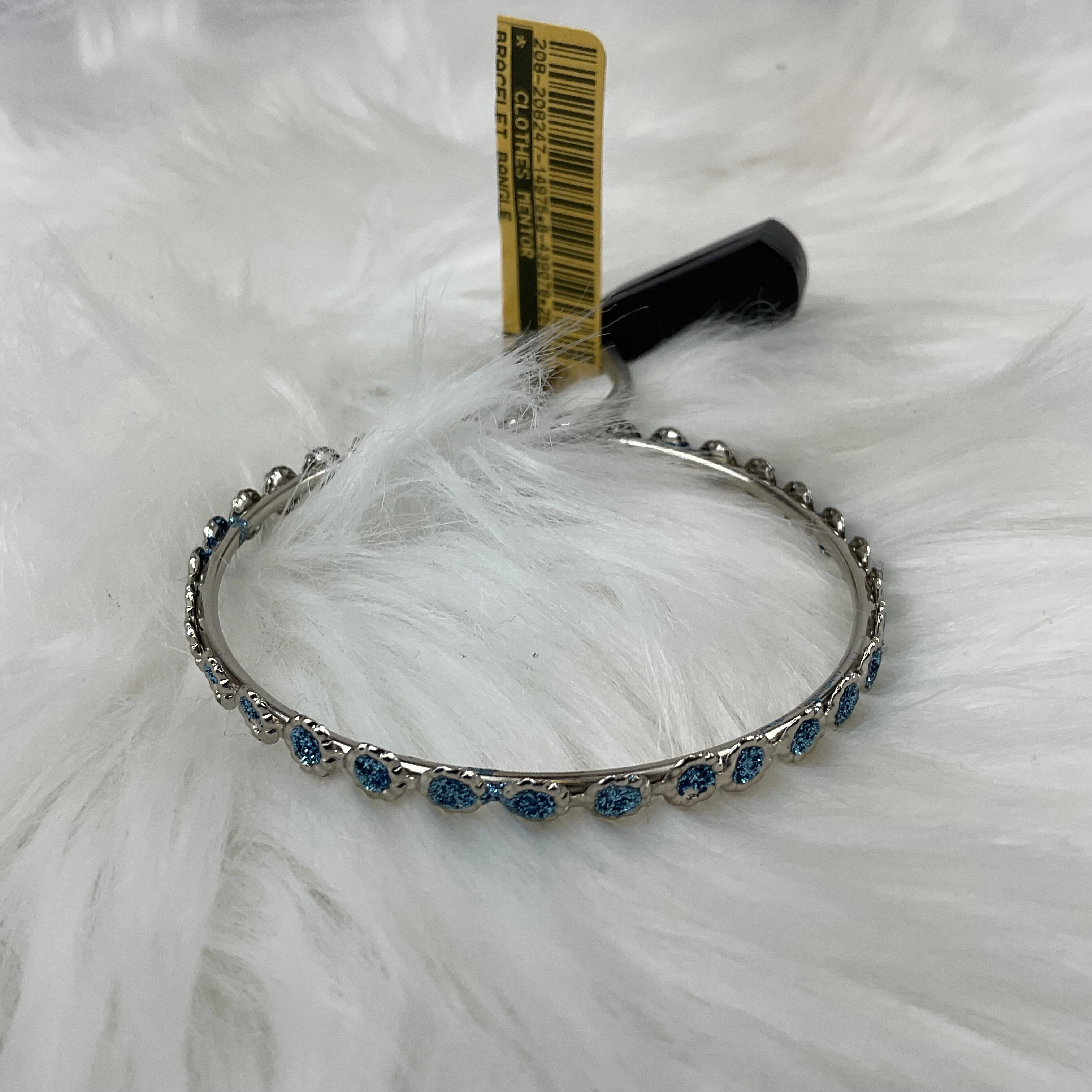 Bracelet Bangle By Clothes Mentor