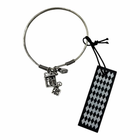 Bracelet Bangle By Clothes Mentor In Silver