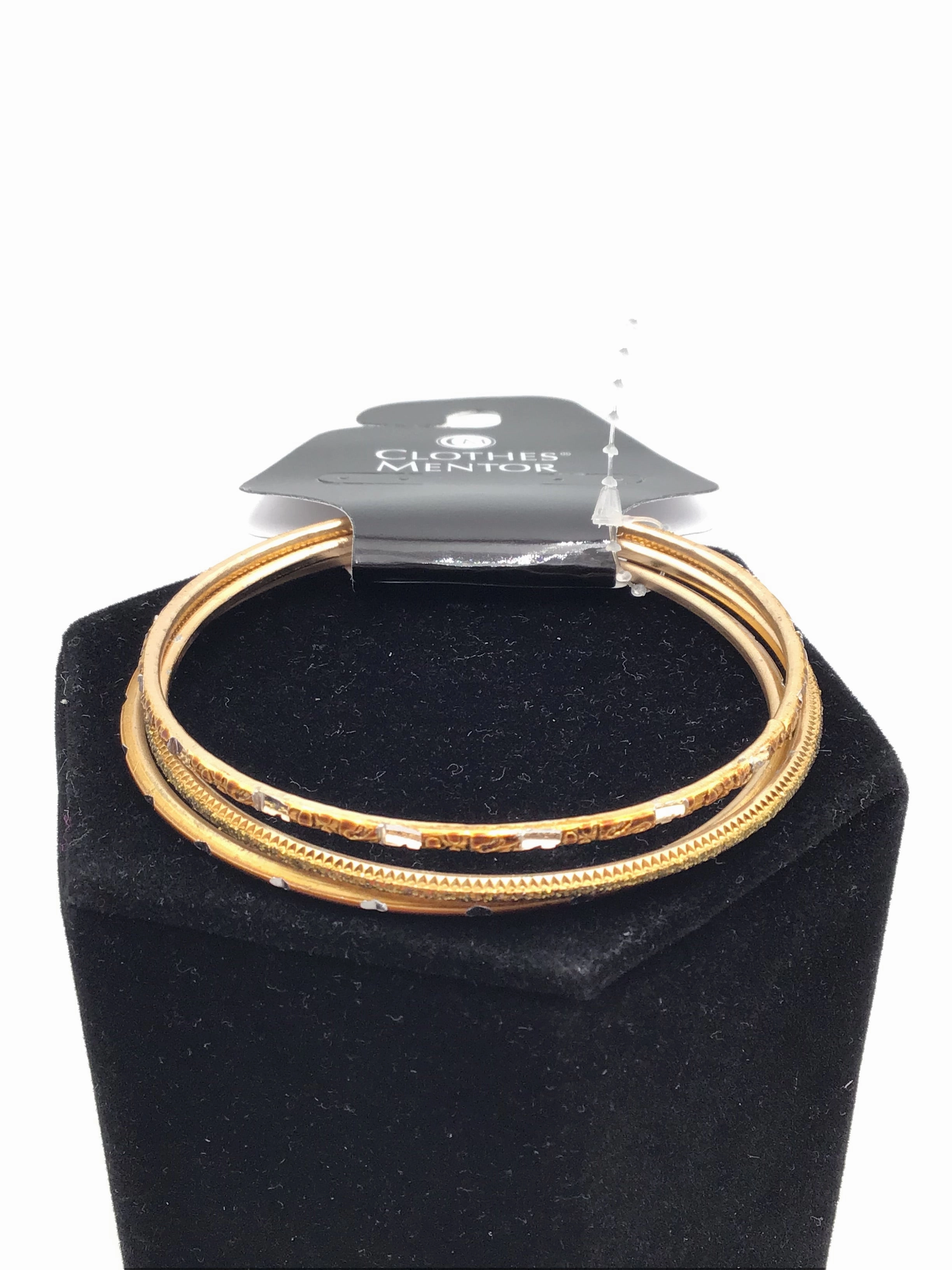 Bracelet Set By Clothes Mentor, Size: 03 Piece Set