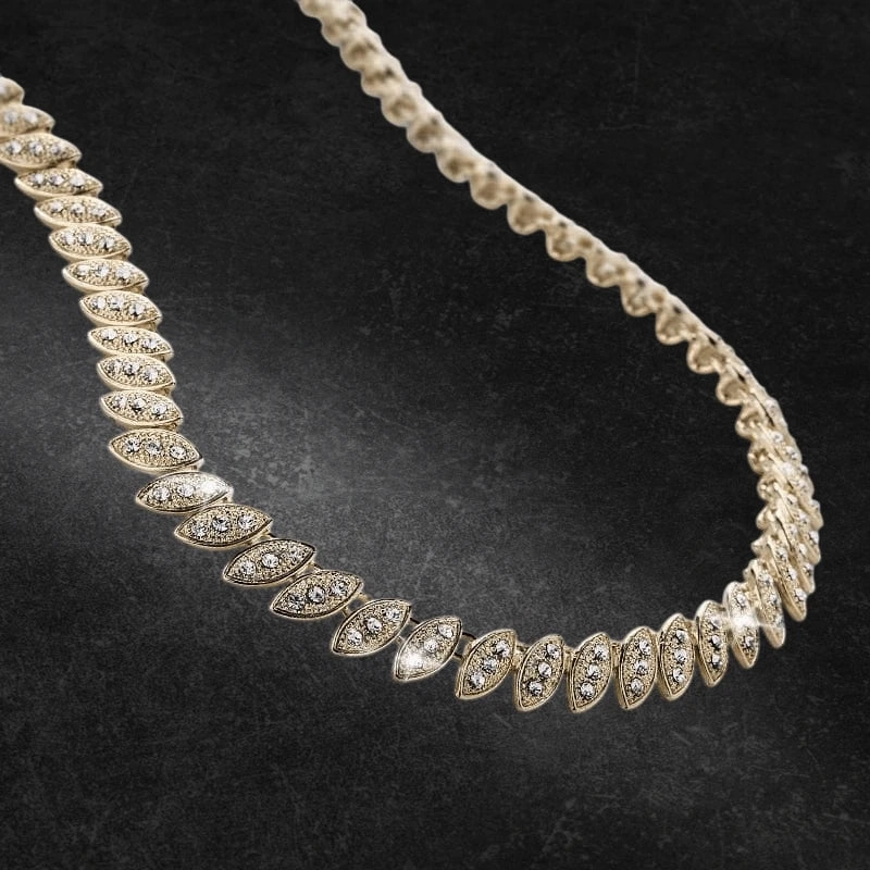 Captivating Leaf Necklace