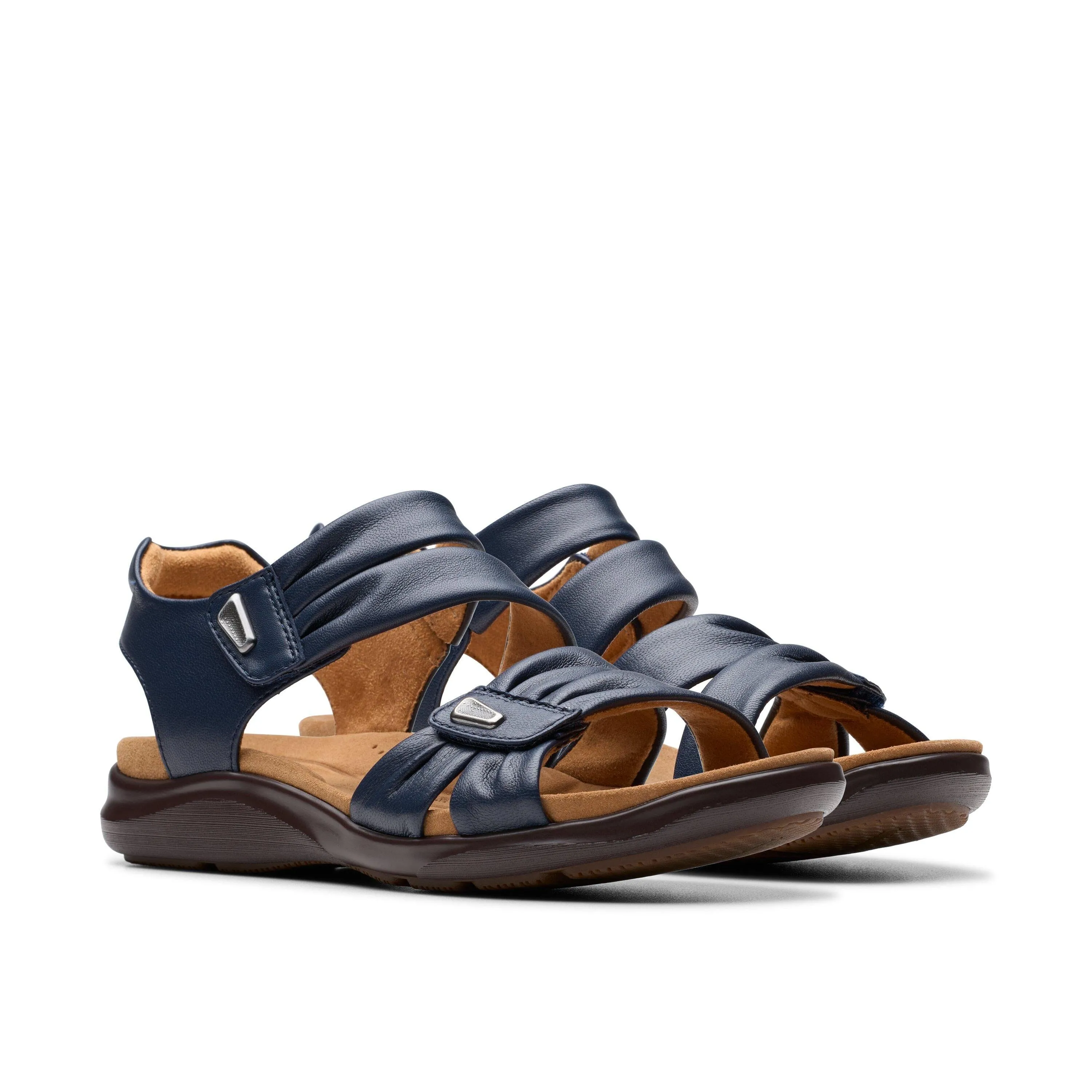 CLARKS KITLY AVE MEDIUM AND WIDE