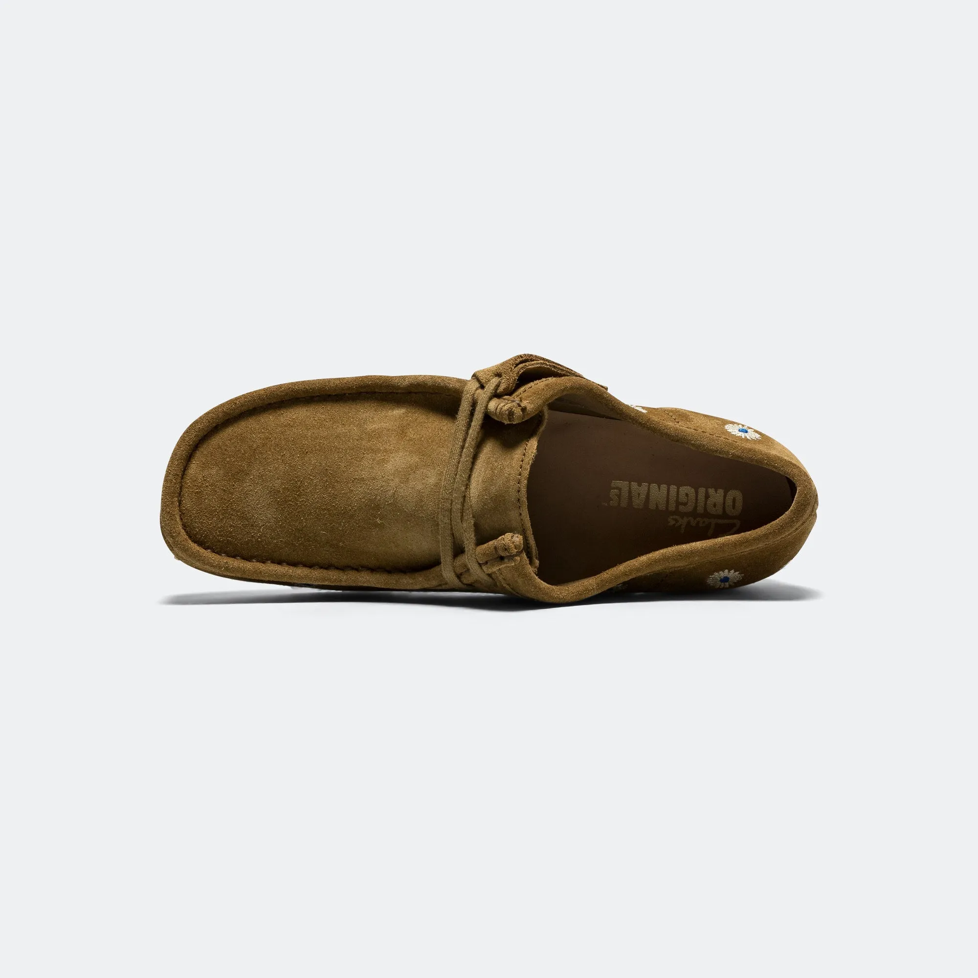 Clarks Shoes Wallabee - Dark Olive Embroidery