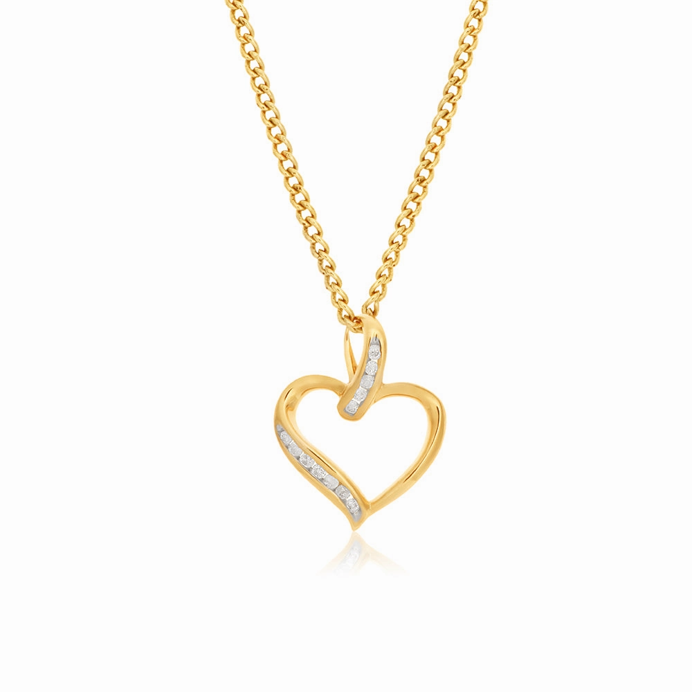 Diamond Heart Pendant with 12 Brilliant Diamonds in 9ct Yellow Gold