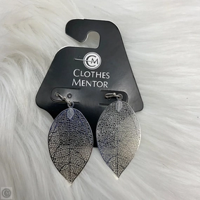 Earrings Dangle/drop By Clothes Mentor