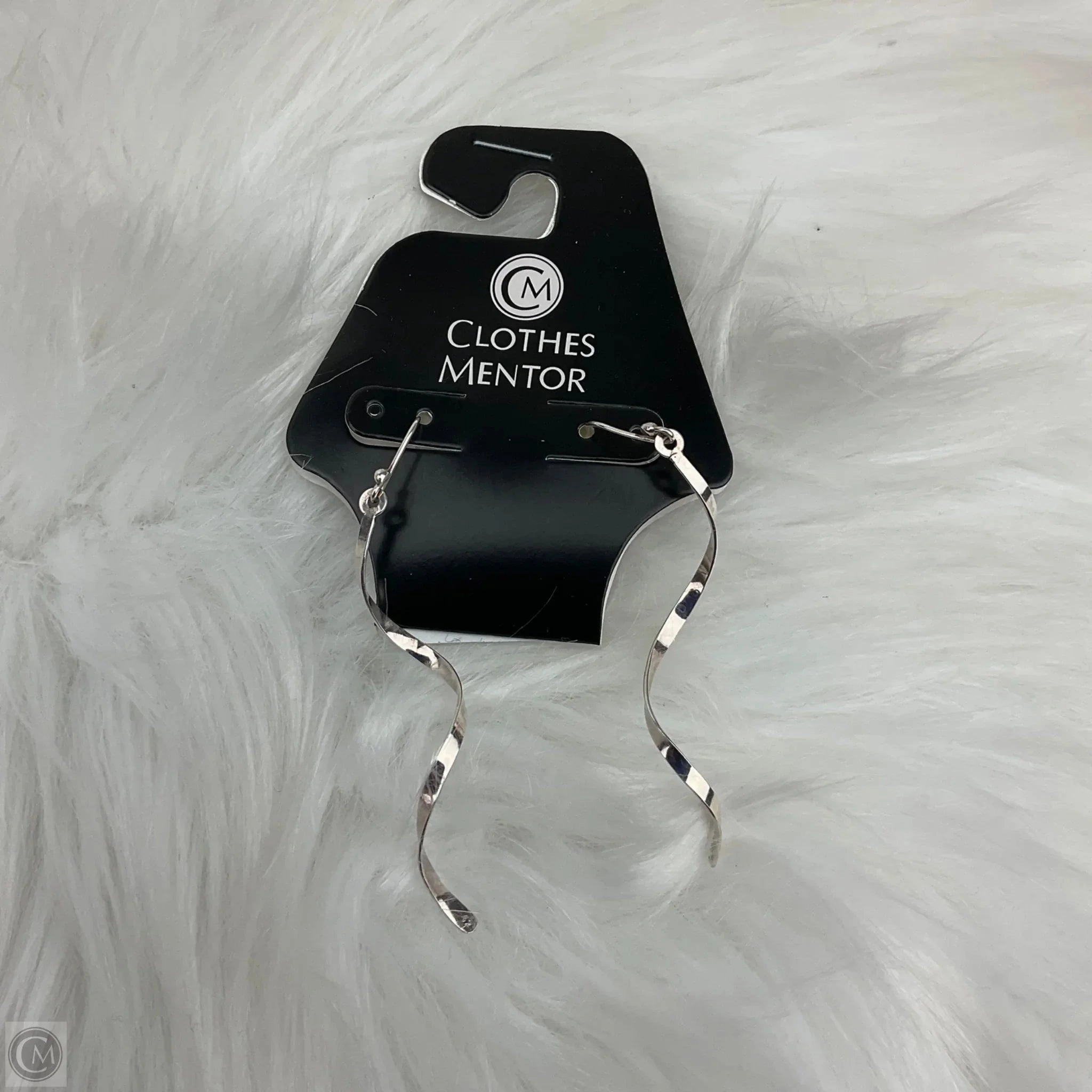 Earrings Dangle/drop By Clothes Mentor