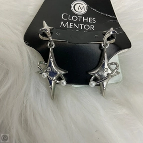 Earrings Dangle/drop By Clothes Mentor