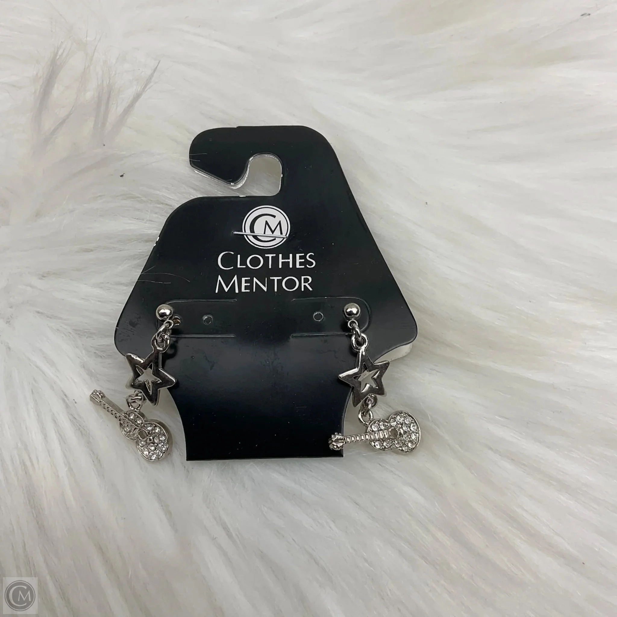 Earrings Dangle/drop By Clothes Mentor