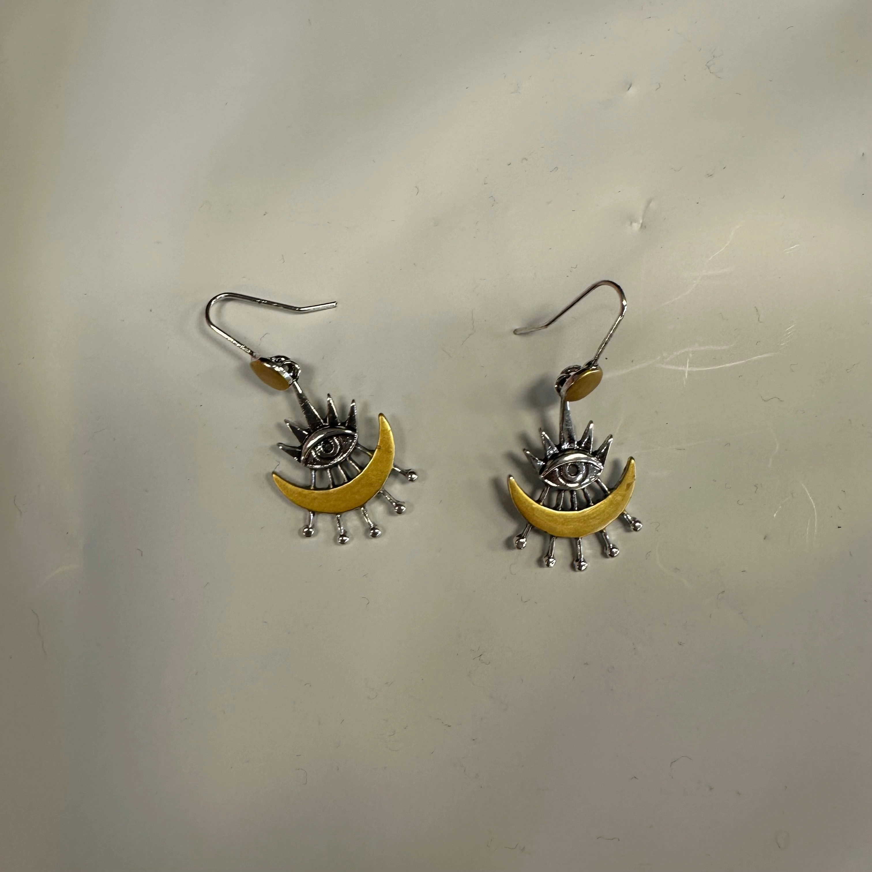 Earrings Dangle/drop By Clothes Mentor