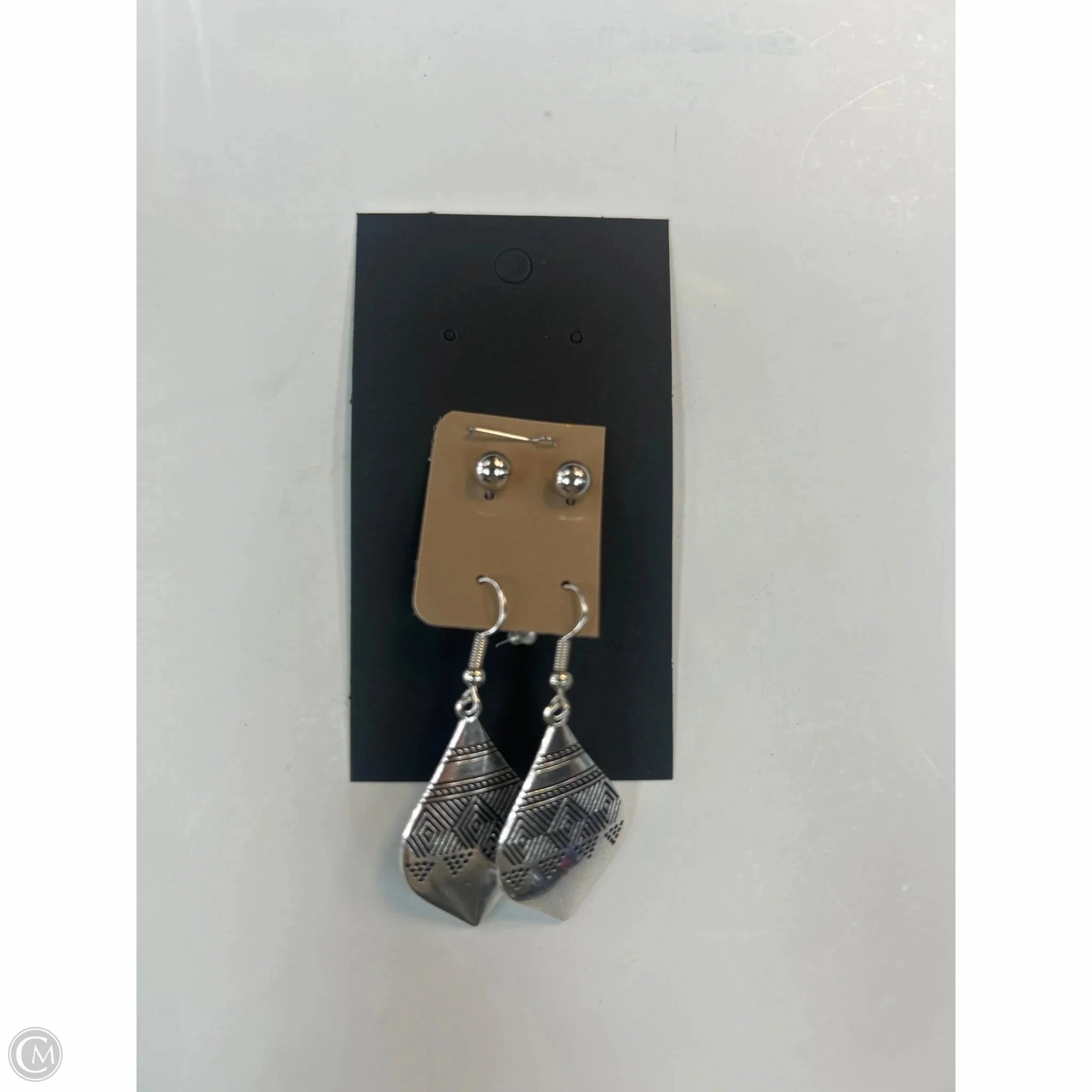 Earrings Dangle/drop By Cmf, Size: 02 Piece Set