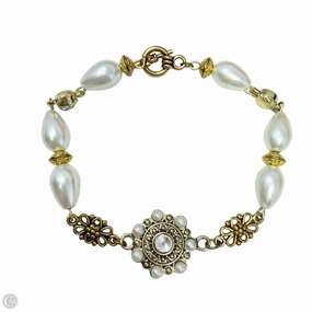 Gold Tone & Pearlescent Bead Toggle Bracelet By Clothes Mentor