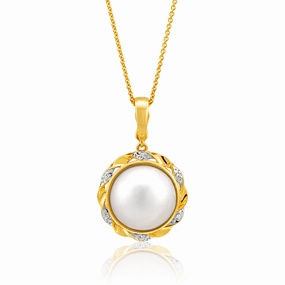 Initial M Zirconia Pendant in 9ct Yellow Gold