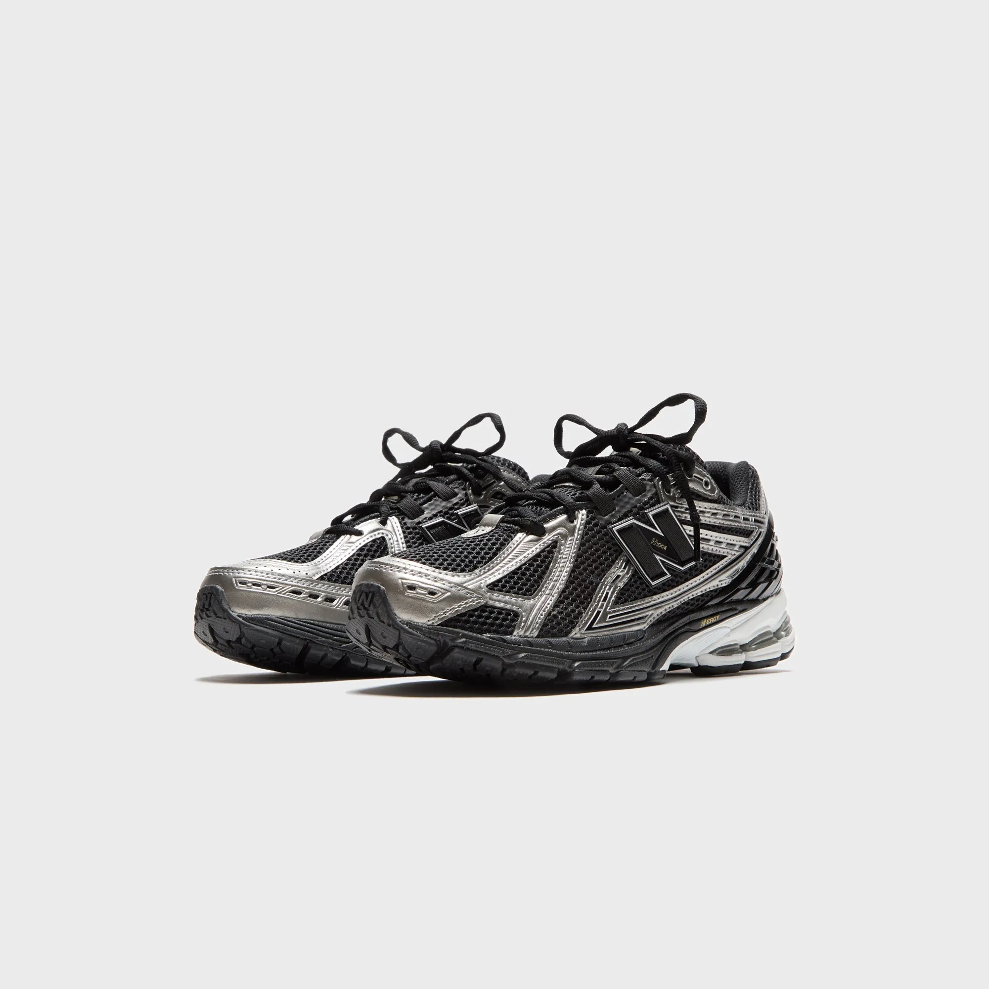 New Balance 1906 - Black / Dark Silver Metallic