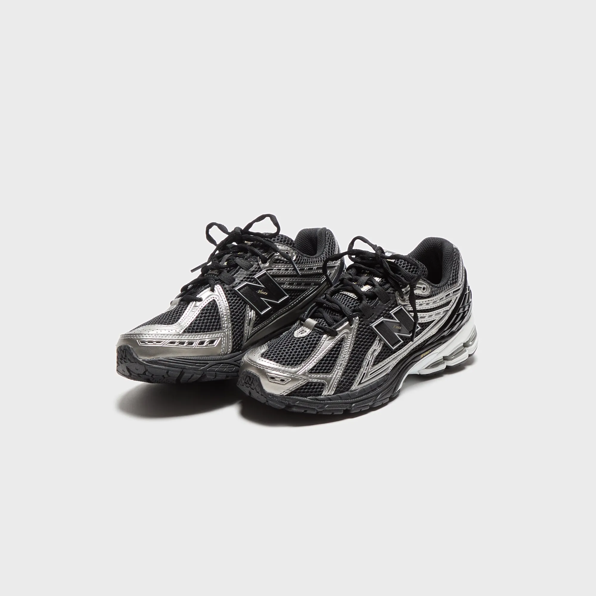 New Balance 1906 - Black / Dark Silver Metallic