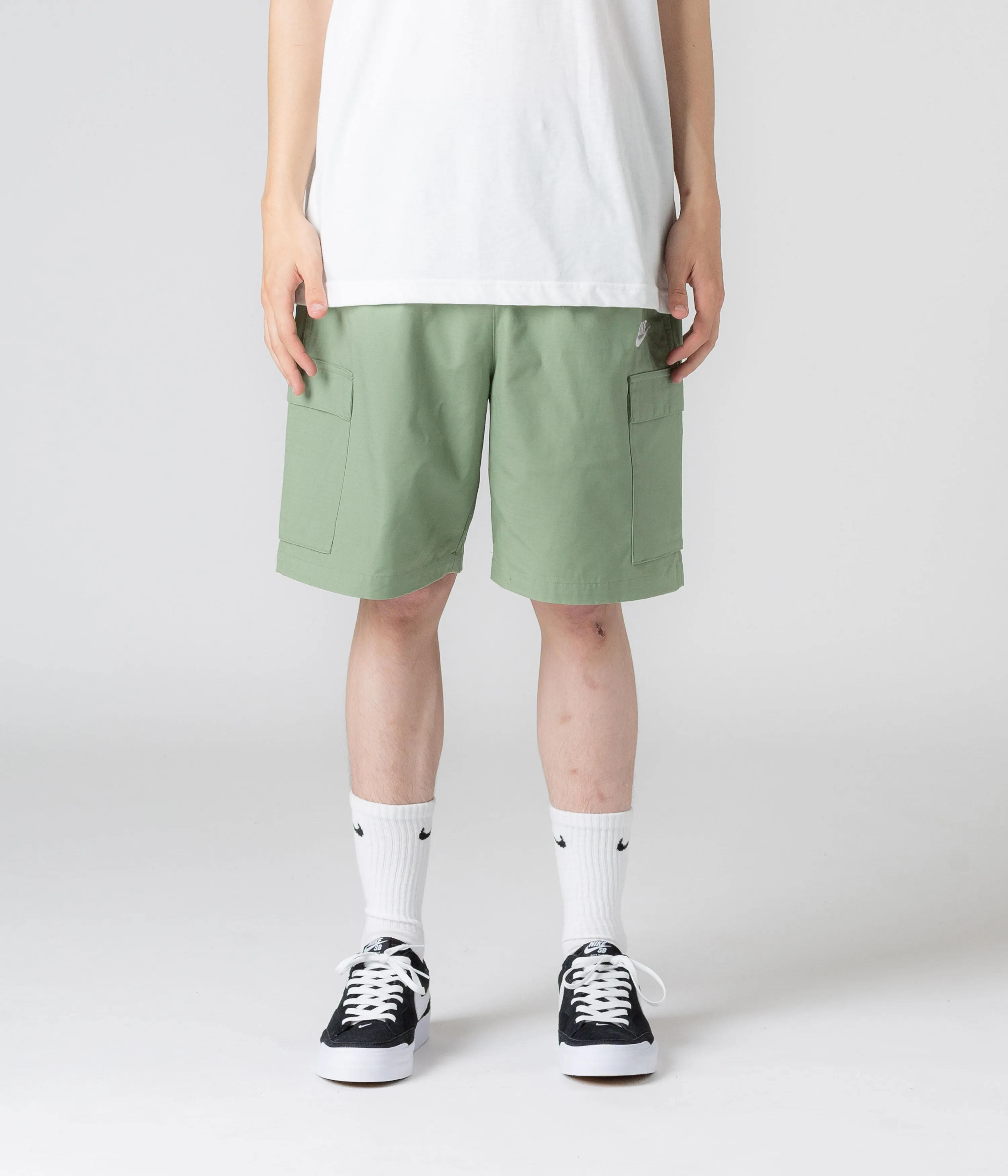 Nike Club Cargo Shorts - Oil Green / White Nike Sportswears