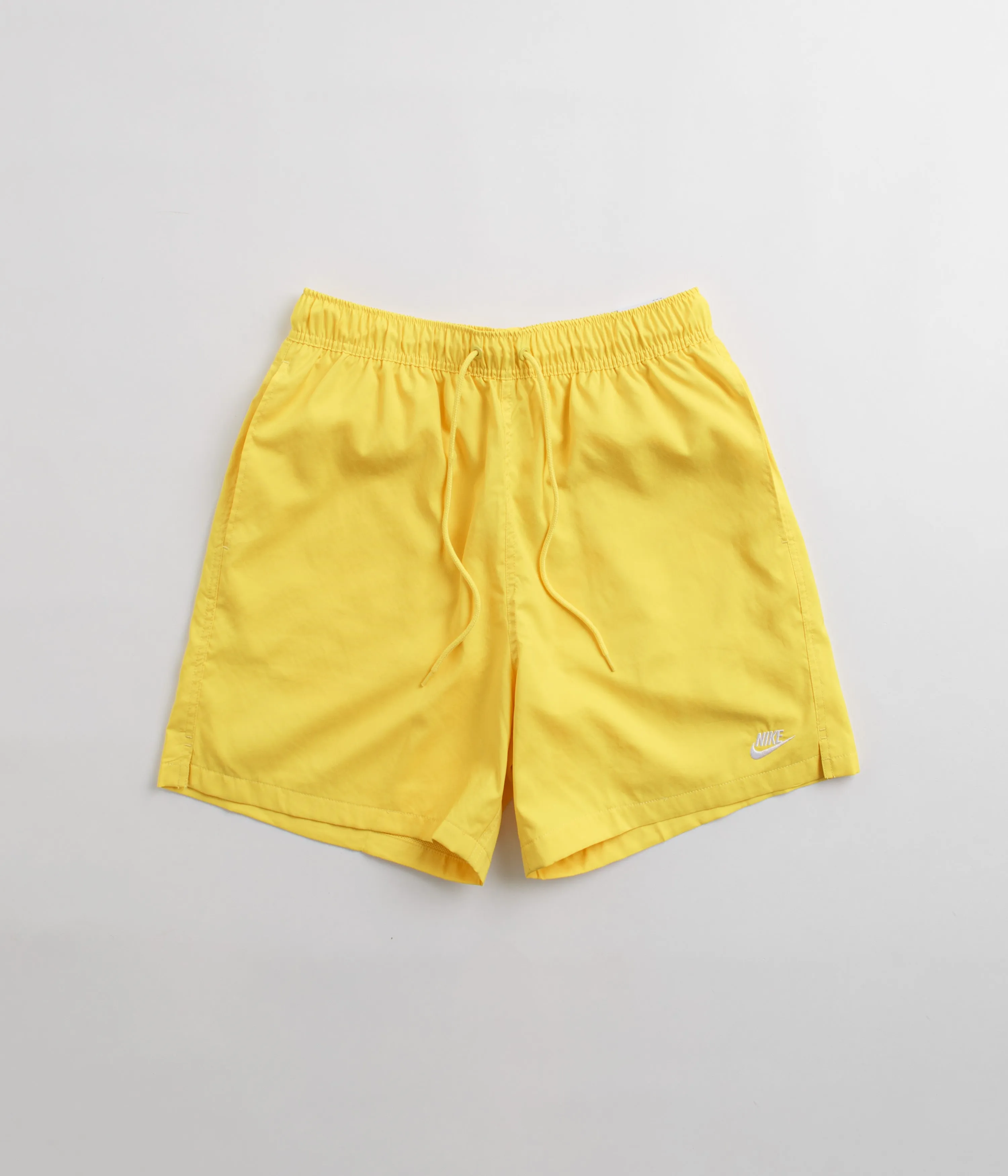 Nike Club Woven Flow Shorts - Lightening / White Nike Sportswears