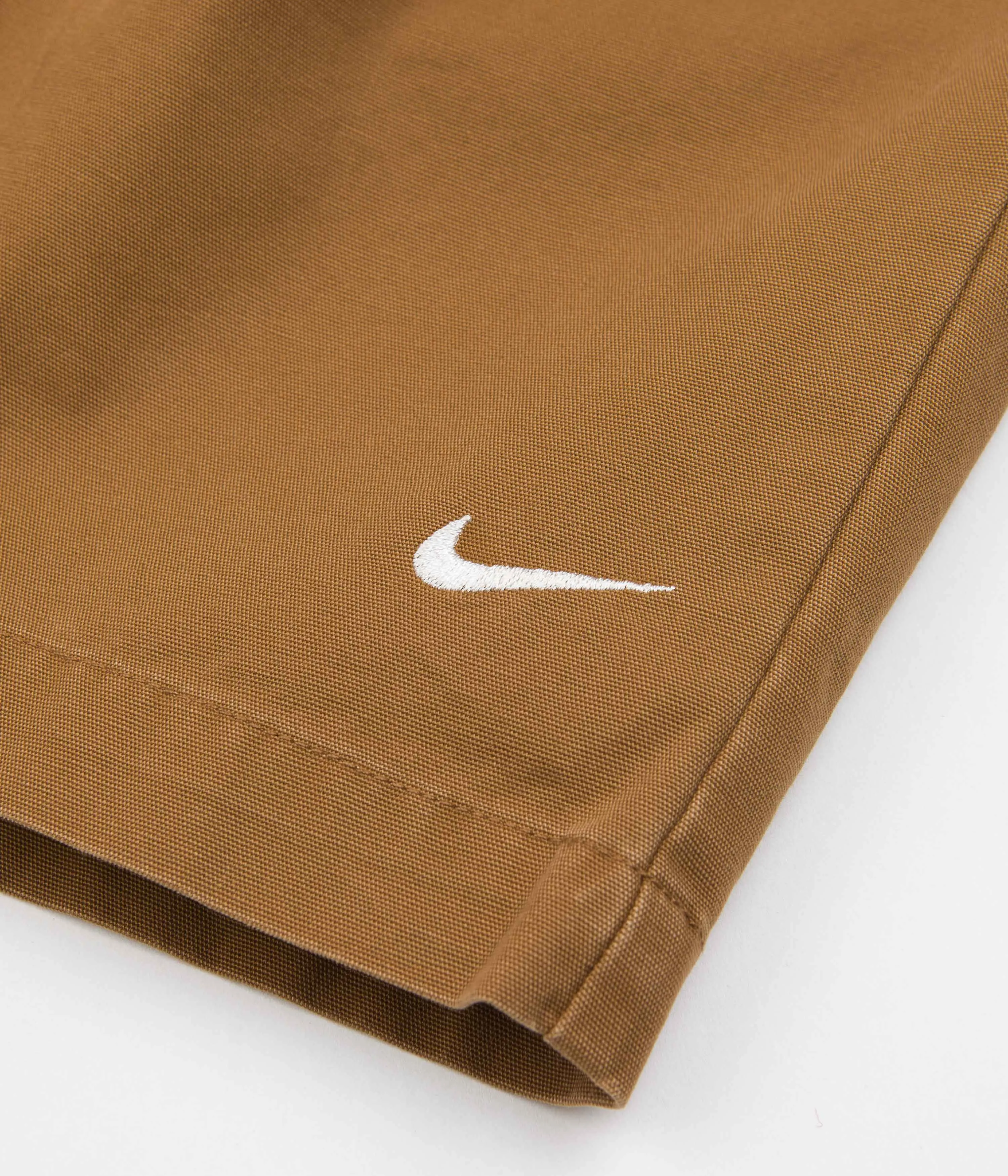 Nike Pleated Chino Shorts - Ale Brown / White Nike Sportswears