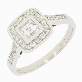 Pre Owned Platinum 0.50cts Diamond Princess Halo Ring