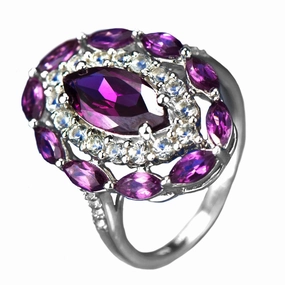 Rhodolite Rhapsody Ring