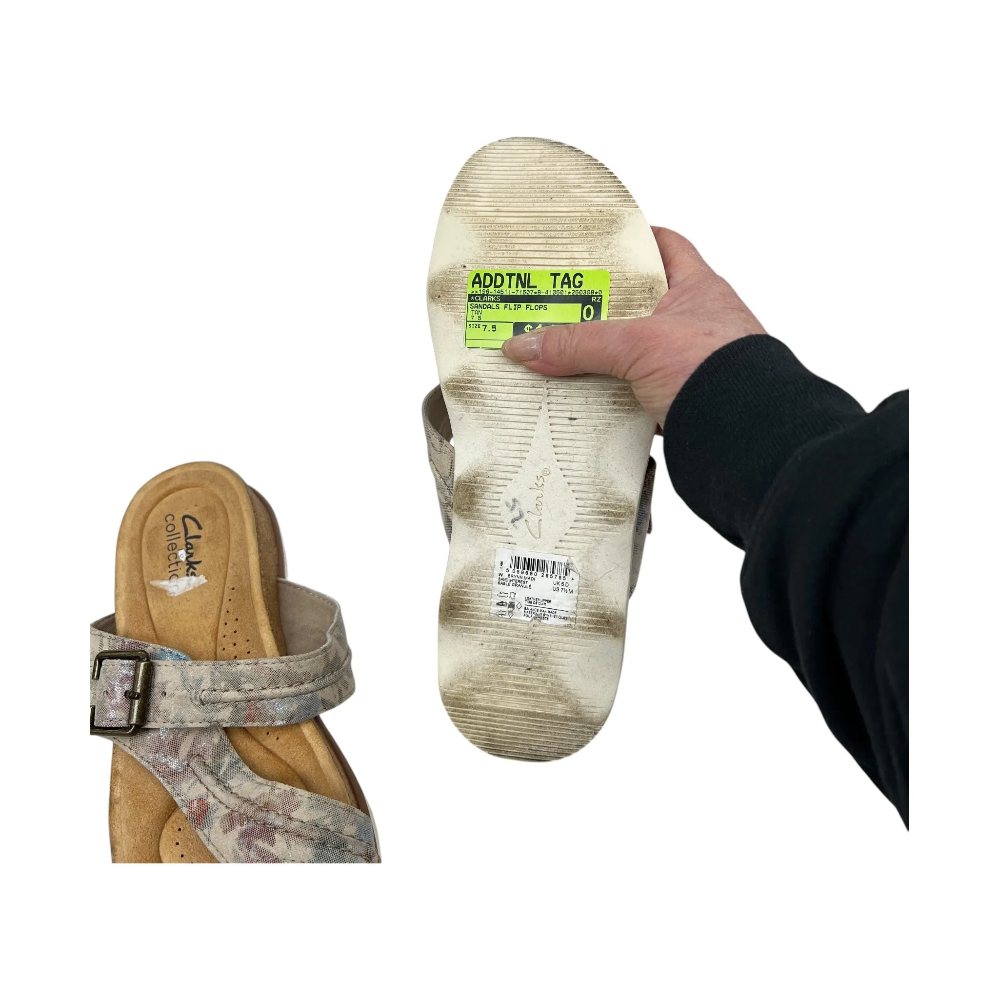 Sandals Flip Flops By Clarks In Tan, Size:7.5 clarks