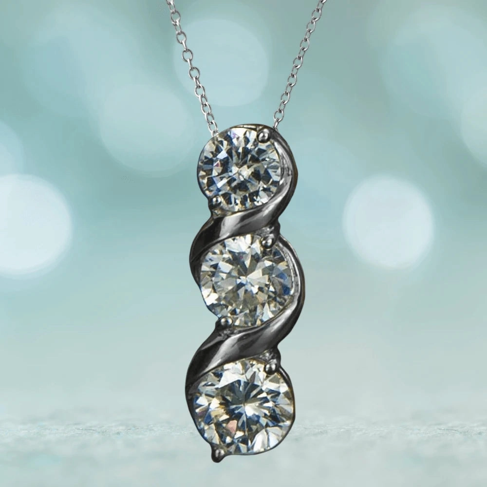 Solitaire Twist Pendant