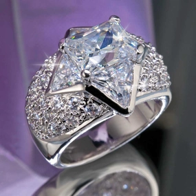 Star Cocktail Ring