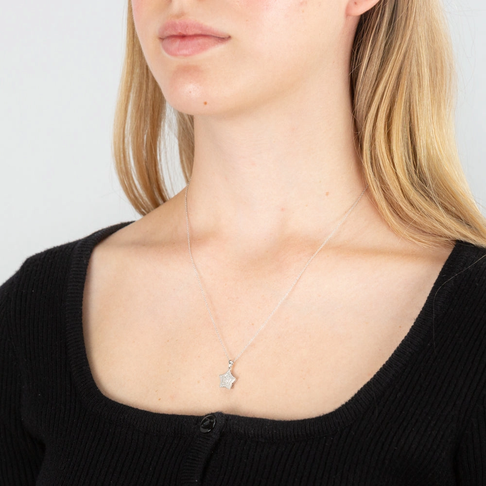 Sterling Silver With Diamond Star Shape Pendant On 45cm Chain