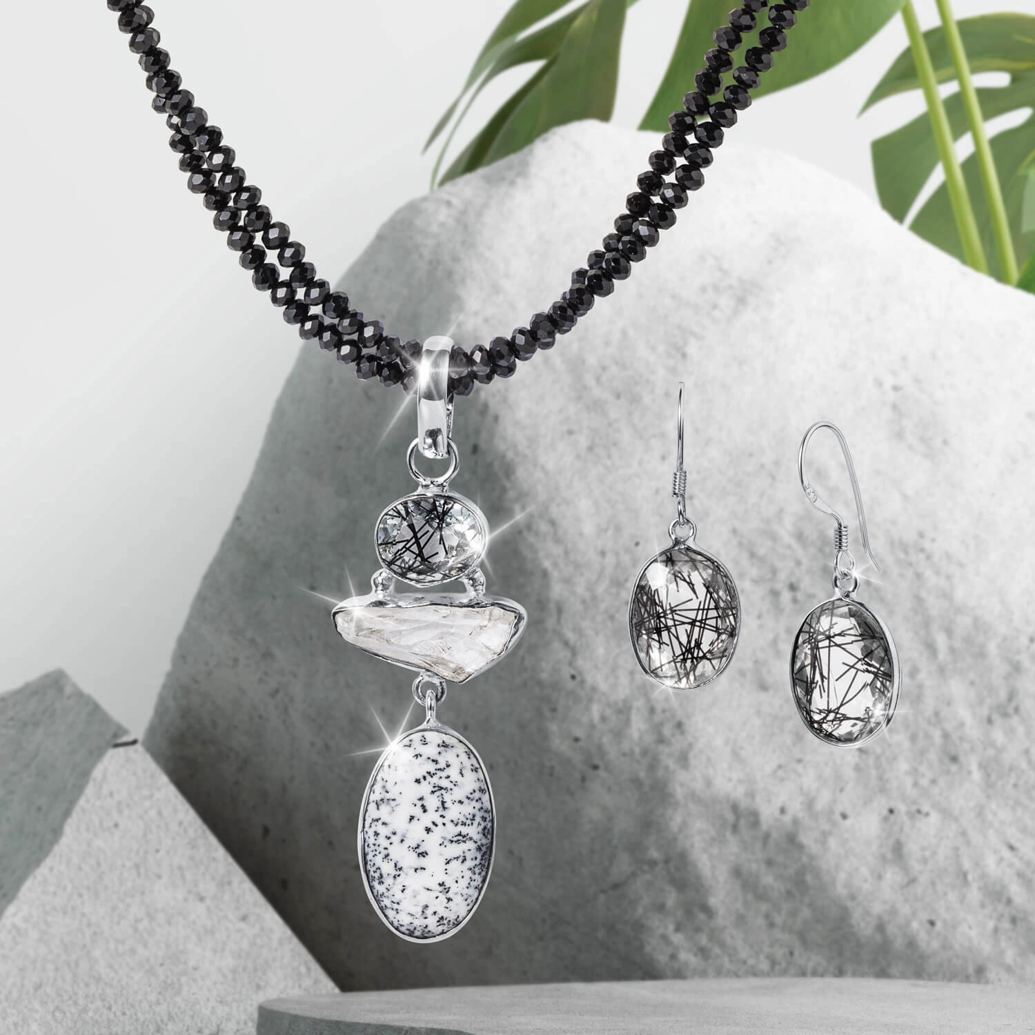 Twilight Ladies Pendant